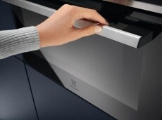Electrolux EVK8E00X beépíthető grill/mikrohullámú sütő Konyhai termékek - Mikrohullámú sütő - Mikrohullámú sütő (beépíthető) - 365341