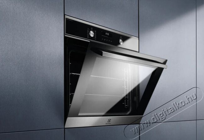 Electrolux EOD6C77WX Be&eacute;p&iacute;thető s&uuml;tő Konyhai term&eacute;kek - S&uuml;tő-főzőlap, tűzhely (be&eacute;p&iacute;thető) - S&uuml;tő (be&eacute;p&iacute;thető) - 372046