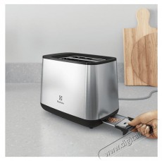 Electrolux E3T1-3ST kenyérpirító Konyhai termékek - Konyhai kisgép (sütés / főzés / hűtés / ételkészítés) - Kenyérpirító - 378317