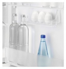 Electrolux LRB3DE18S HŰTŐ BEÉPÍTHETŐ Konyhai termékek - Hűtő, fagyasztó (beépíthető) - Alulfagyasztós kombinált hűtő - 383534