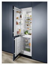 Electrolux LNT3FF18S beépíthető alulfagyasztós hűtő Konyhai termékek - Hűtő, fagyasztó (beépíthető) - Alulfagyasztós kombinált hűtő - 365308