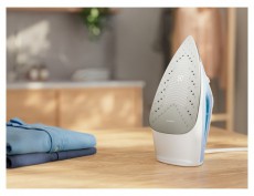 Electrolux E5SI2-4CB Care 500 kék gőzölős vasaló Háztartás / Otthon / Kültér - Vasaló - Vasaló - 495843