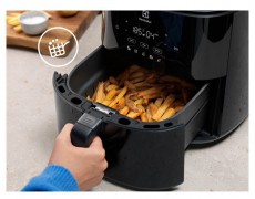 Electrolux EAF3B 500 fekete 3,3 L forrólevegős sütő Konyhai termékek - Konyhai kisgép (sütés / főzés / hűtés / ételkészítés) - Légkeveréses főzőgép / elektromos kukta / multifunkciós sütő - 495844