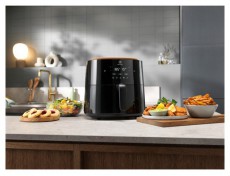 Electrolux EAF5B 700 fekete 5 L forrólevegős sütő Konyhai termékek - Konyhai kisgép (sütés / főzés / hűtés / ételkészítés) - Légkeveréses főzőgép / elektromos kukta / multifunkciós sütő - 495845