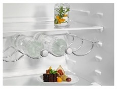 Electrolux KRS4DE18S be&eacute;p&iacute;thető egyajt&oacute;s hűtőszekr&eacute;ny Konyhai term&eacute;kek - Hűtő, fagyaszt&oacute; (be&eacute;p&iacute;thető) - Egyajt&oacute;s hűtő - 502690