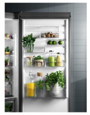 Electrolux LRC4DE35WR egyajtós hűtőszekrény (K) Konyhai termékek - Hűtő, fagyasztó (szabadonálló) - Fagyasztószekrény - 502682