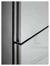Electrolux LNT7ME36G2 800 Cooling 360 Konyhai termékek - Hűtő, fagyasztó (szabadonálló) - Alulfagyasztós kombinált hűtő - 504402