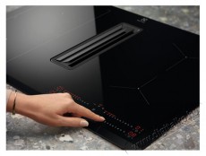 Electrolux KCC83443 fekete, beépíthető, indukciós, főzőzóna: 4, beépíthető méret: 56cm, főzőlap Konyhai termékek - Sütő-főzőlap, tűzhely (beépíthető) - Indukciós főzőlap (beépíthető) - 513984