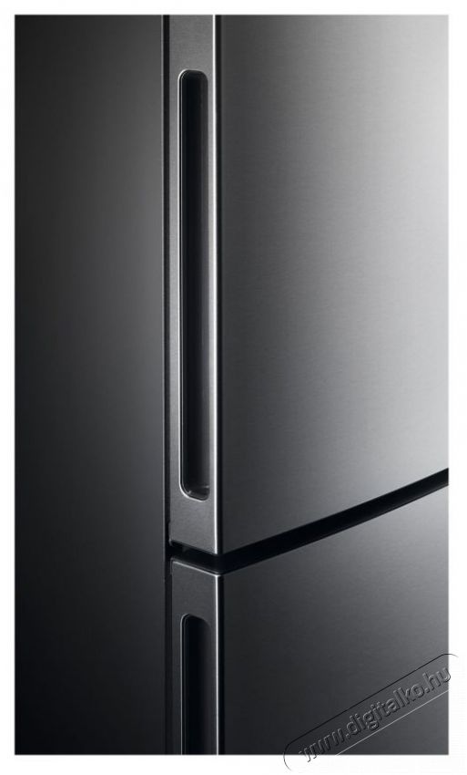 Electrolux LNT7MD58X Szabadon&aacute;ll&oacute; alulfagyaszt&oacute;s kombin&aacute;lt hűtő Konyhai term&eacute;kek - Hűtő, fagyaszt&oacute; (szabadon&aacute;ll&oacute;) - Alulfagyaszt&oacute;s kombin&aacute;lt hűtő - 527167