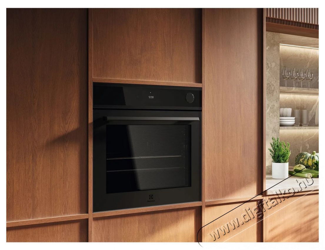 Electrolux 700 MealAssist SteamCrisp EOC9P3XT Konyhai term&eacute;kek - S&uuml;tő-főzőlap, tűzhely (be&eacute;p&iacute;thető) - S&uuml;tő (be&eacute;p&iacute;thető) - 529436