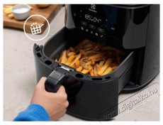 Electrolux EAF3B 500 fekete 3,3 L forrólevegős sütő Konyhai termékek - Konyhai kisgép (sütés / főzés / hűtés / ételkészítés) - Légkeveréses főzőgép / elektromos kukta / multifunkciós sütő - 495844
