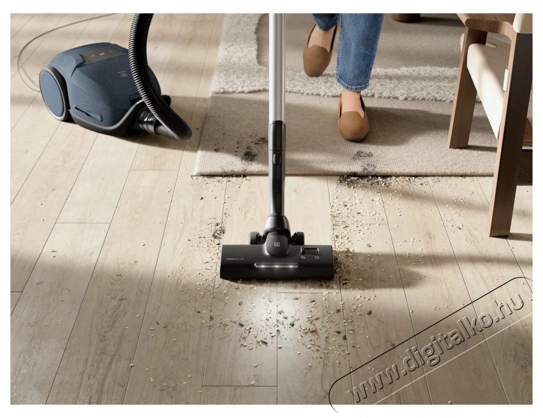 Electrolux EB81U1WB 800 Ultimate porzs&aacute;kos porsz&iacute;v&oacute; Konyhai term&eacute;kek - Hűtő, fagyaszt&oacute; (szabadon&aacute;ll&oacute;) - Fel&uuml;lfagyaszt&oacute;s kombin&aacute;lt hűtő - 531191