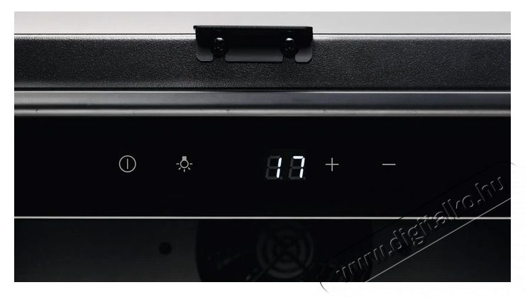 Electrolux EWUS020B5B Borhűtő, M: 82cm, 20 &uuml;veg, fa polcok, G energiaoszt&aacute;ly, Fekete Konyhai term&eacute;kek - Hűtő, fagyaszt&oacute; (szabadon&aacute;ll&oacute;) - Borhűtő - 533301