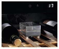 Electrolux EWUS020B5B Borhűtő, M: 82cm, 20 &uuml;veg, fa polcok, G energiaoszt&aacute;ly, Fekete Konyhai term&eacute;kek - Hűtő, fagyaszt&oacute; (szabadon&aacute;ll&oacute;) - Borhűtő - 533301