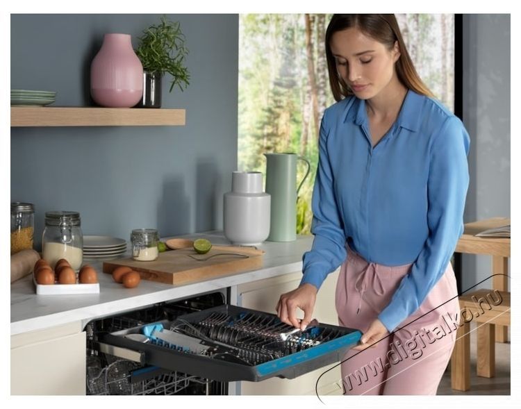 Electrolux EEM48221L Be&eacute;p&iacute;thető mosogat&oacute;g&eacute;p, 60 cm Konyhai term&eacute;kek - Mosogat&oacute;g&eacute;p - Norm&aacute;l (60cm) be&eacute;p&iacute;thető mosogat&oacute;g&eacute;p - 535173
