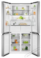 Electrolux ELT9VE52U0 Side by side hűtő, 522 l, NoFrost, E energiaoszt&aacute;ly, LCD kijelző, &Eacute;rint&eacute;svez&eacute;rl&eacute;s, LED vil&aacute;g&iacute;t&aacute;s, 190 cm, Rozsdamentes ac&eacute;l Konyhai term&eacute;kek - Hűtő, fagyaszt&oacute; (szabadon&aacute;ll&oacute;) - Amerikai t&iacute;pus&uacute; Side By Side hűtő - 535176