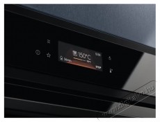 Electrolux EOB8S39H Be&eacute;p&iacute;thető elektromos s&uuml;tő, 70 l, &Ouml;ntiszt&iacute;t&oacute;, SteamBoost, &Eacute;rint&eacute;svez&eacute;rl&eacute;s, Grill, Elektronikus időz&iacute;tő, A++ Energiaoszt&aacute;ly, Fekete Konyhai term&eacute;kek - S&uuml;tő-főzőlap, tűzhely (be&eacute;p&iacute;thető) - S&uuml;tő (be&eacute;p&iacute;thető) - 537786