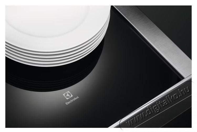 Electrolux LBD4T termofi&oacute;k &eacute;telek melegen tart&aacute;s&aacute;hoz vagy &eacute;telek meleg&iacute;t&eacute;s&eacute;hez, 600 Series, 4 program, Magass&aacute;g: 14 cm, Hőm&eacute;rs&eacute;klet: 30-80&deg;C, Matt fekete Konyhai term&eacute;kek - Ed&eacute;ny - &Eacute;telt&aacute;rol&oacute; - 537790