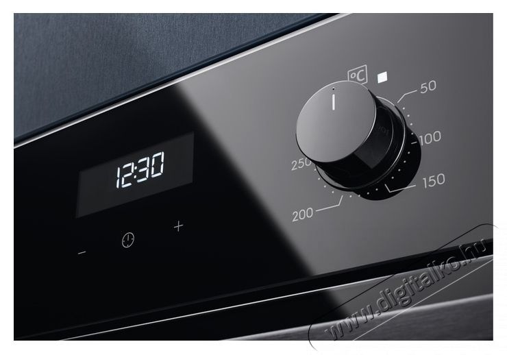 Electrolux EOF5C50BZ Be&eacute;p&iacute;thető elektromos s&uuml;tő, 65L, 9 program, Konvekci&oacute;, Grill, Katalitikus &ouml;ntiszt&iacute;t&aacute;s, D energiaoszt&aacute;ly, Fekete Konyhai term&eacute;kek - S&uuml;tő-főzőlap, tűzhely (be&eacute;p&iacute;thető) - S&uuml;tő (be&eacute;p&iacute;thető) - 537783