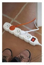 Emos P1523R 5 aljzat 3méter 1,5mm2 kapcsolós fehér elosztó Háztartás / Otthon / Kültér - Világítás / elektromosság - Hálózati elosztó / hosszabbító / adapter - 386847