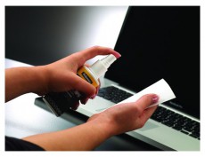 Fellowes 250ml Pumpás képernyőtisztító folyadék Iroda és számítástechnika - Notebook kiegészítő - Egyéb notebook kiegészítő - 395000