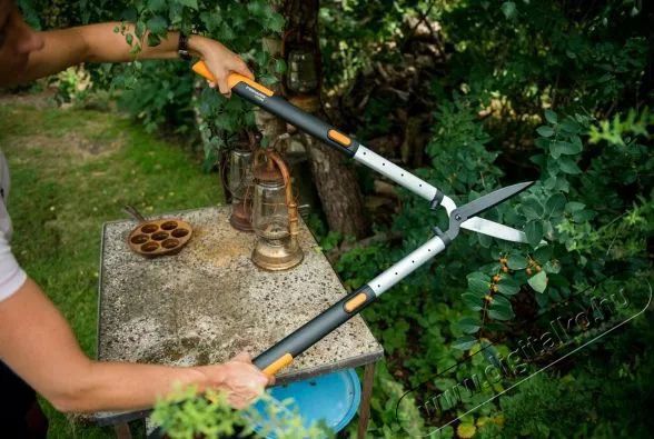 FISKARS SmartFit HS86 teleszk&oacute;pos s&ouml;v&eacute;nyny&iacute;r&oacute; H&aacute;ztart&aacute;s / Otthon / K&uuml;lt&eacute;r - K&uuml;lt&eacute;r / kerti term&eacute;k / grill - S&ouml;v&eacute;ny / k&eacute;zi fű &eacute;s lomb v&aacute;g&oacute; - 386280