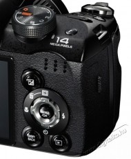 FujiFilm Fuji FinePix S4000 F&eacute;nyk&eacute;pezőg&eacute;p / kamera - Ultrazoom f&eacute;nyk&eacute;pezőg&eacute;p - K&ouml;zepes m&eacute;retű - 253383
