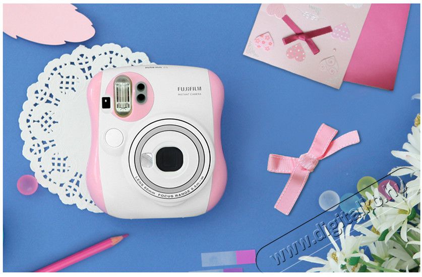 FujiFilm Instax Mini 25 - rózsaszín Fényképezőgép / kamera - Kompakt fényképezőgép - Analóg fényképezőgép - 300006