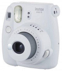 FujiFilm Instax Mini 9 fényképezőgép - fehér Fényképezőgép / kamera - Kompakt fényképezőgép - Analóg fényképezőgép - 328011