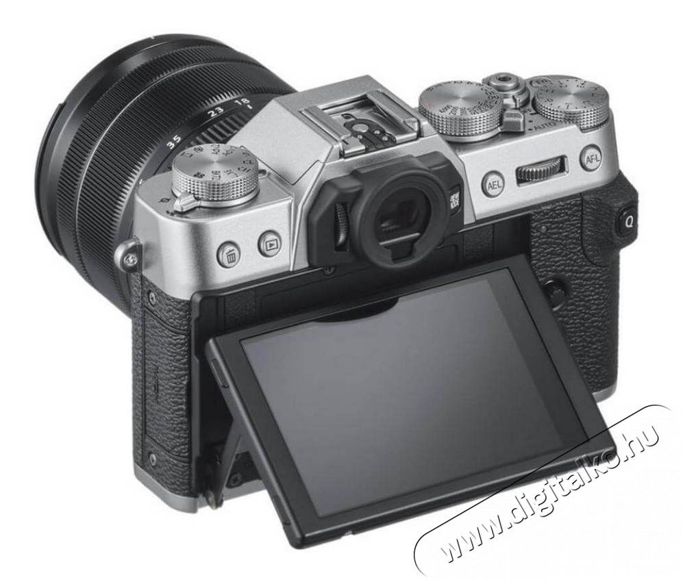 FujiFilm X-T30 digit&aacute;lis f&eacute;nyk&eacute;pezőg&eacute;p + XF 18-55MM objekt&iacute;v szett - ez&uuml;st F&eacute;nyk&eacute;pezőg&eacute;p / kamera - MILC cser&eacute;lhető objekt&iacute;ves kompakt f&eacute;nyk&eacute;pezőg&eacute;p - 349542