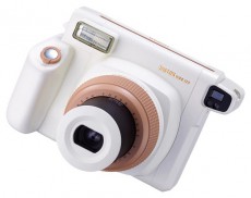 FujiFilm Instax Wide 300 fehér instant fényképezőgép Fényképezőgép / kamera - Kompakt fényképezőgép - Normál tudású kompakt - 440208