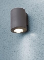 Fumagalli FRANCA 90 1L LED 3,5W GU10 kültéri falilámpa - szürke (3A7.002.000.LXU1K) Háztartás / Otthon / Kültér - Világítás / elektromosság - Kerti / kültéri lámpa - 369559