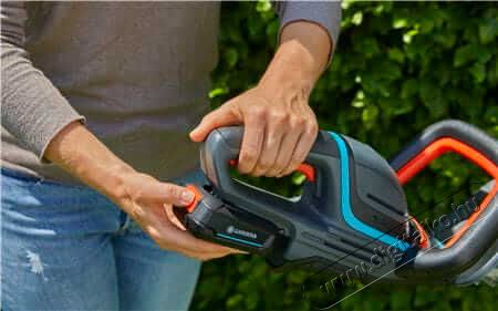 Gardena 14731-20 ComfortCut 60/18V P4A Sövénynyíró akkumulátorral Háztartás / Otthon / Kültér - Kültér / kerti termék / grill - Sövény / kézi fű és lomb vágó - 365547