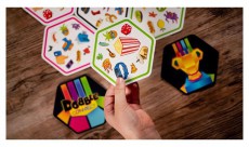 GÉMKER-GÉMKLUB Dobble Connect társasjáték Háztartás / Otthon / Kültér - Játék / Sport - Társasjáték - 507616