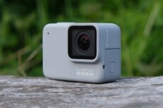 GoPro Hero 7 White (CHDHB-601-RW) sportkamera Fényképezőgép / kamera - Sport kamera - 1080p Full HD felbontású - 344645