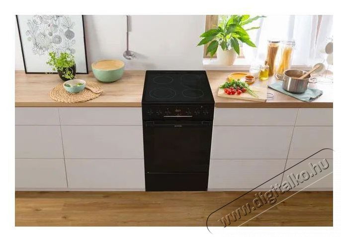 Gorenje GECS5C70BPA Konyhai term&eacute;kek - S&uuml;tő-főzőlap, tűzhely (szabadon&aacute;ll&oacute;) - Elektromos tűzhely (szabadon&aacute;ll&oacute;) - 505230