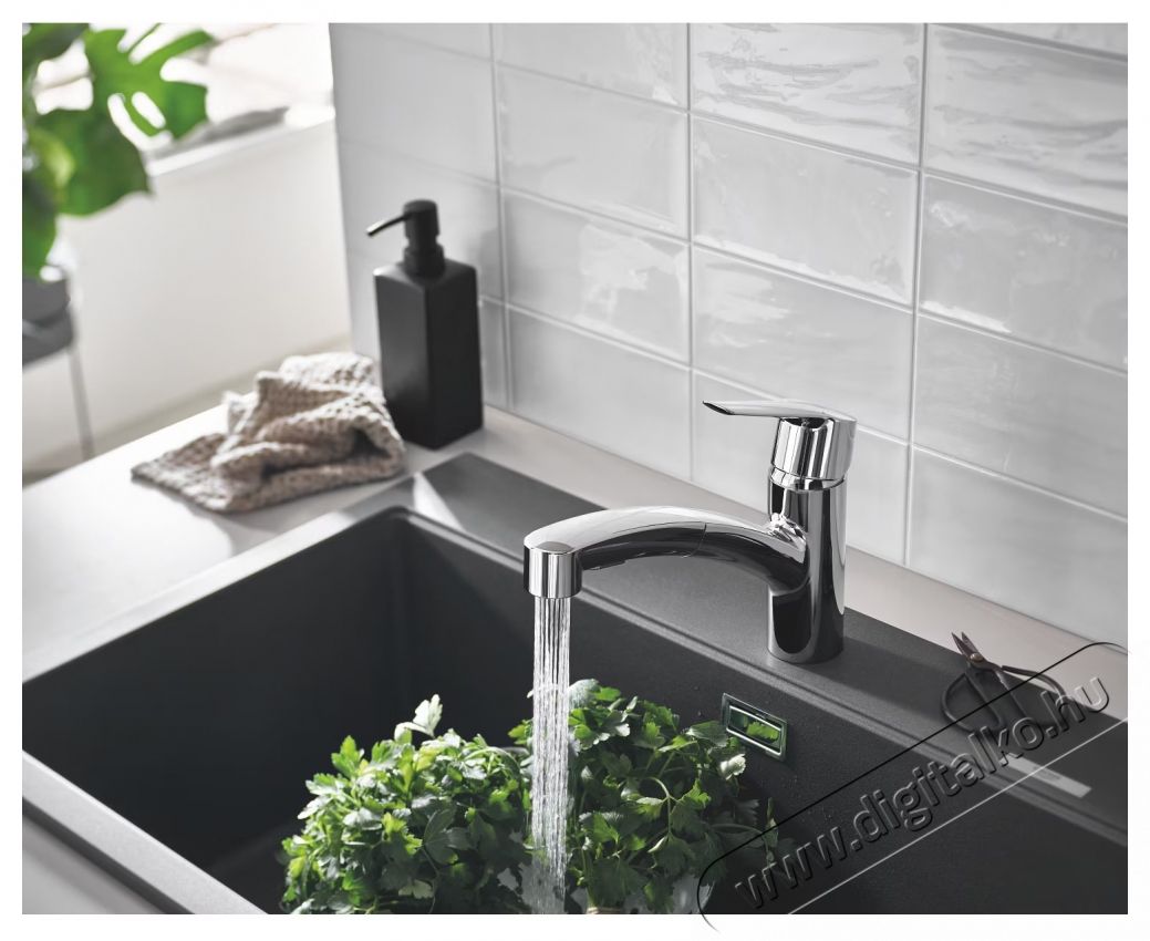 Grohe 30531001 Start OHM egykaros mosogat&oacute;csaptelep, kih&uacute;zhat&oacute; k&eacute;t funkci&oacute;s fej, elforgathat&oacute; kifoly&oacute;cső, kr&oacute;m (30531001) Konyhai term&eacute;kek - Mosogat&oacute; - Mosogat&oacute; csaptelep - 536683