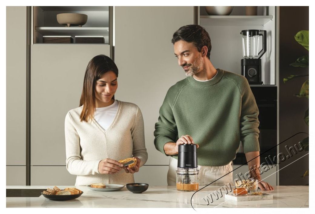 Haier HCH5B1 011 apr&iacute;t&oacute; Konyhai term&eacute;kek - Konyhai kisg&eacute;p (elők&eacute;sz&iacute;t&eacute;s / feldolgoz&aacute;s) - Apr&iacute;t&oacute; / dar&aacute;l&oacute; - 501718