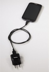 Hama Flexi-Slim micro USB adatkábel 0,75m, fekete - 135700 Fotó-Videó kiegészítők - Kábel - USB kábel - 288248
