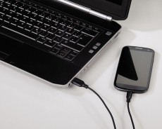 Hama Flexi-Slim micro USB adatkábel 0,75m, fekete - 135700 Fotó-Videó kiegészítők - Kábel - USB kábel - 288248