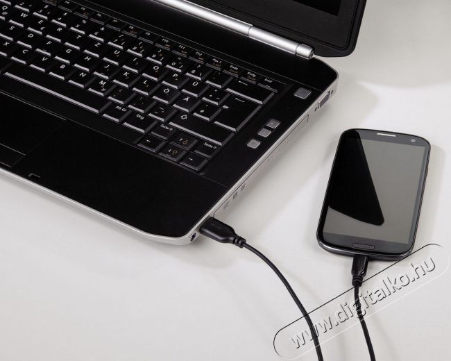 Hama Flexi-Slim micro USB adatkábel 0,75m, fekete - 135700 Fotó-Videó kiegészítők - Kábel - USB kábel - 288248