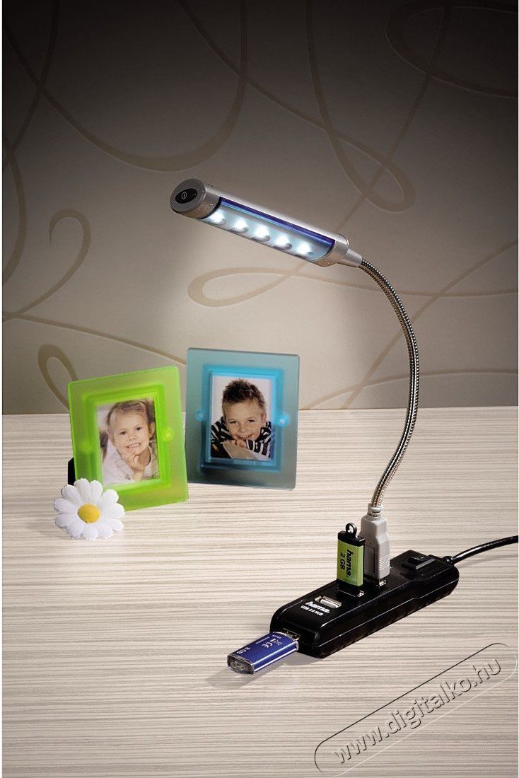 Hama USB 2.0 HUB 4 portos kapcsolós, fekete - 54590 Iroda és számítástechnika - Notebook kiegészítő - USB hub / elosztó - 287341
