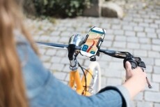 Hama univerzális mobiltartó kerékpárra (178251) Mobil / Kommunikáció / Smart - Mobiltelefon kiegészítő / tok - Tartó / rögzítő / állvány - 335582