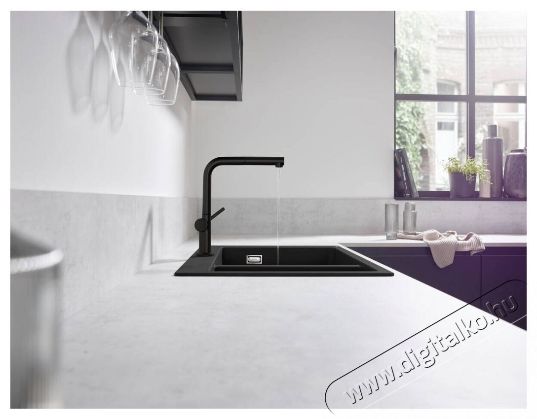 Hansgrohe Talis m54 konyhai csaptelep, 270 mm, 1 f&uacute;v&oacute;ka, kih&uacute;zhat&oacute; L-kifoly&oacute;, matt fekete fel&uuml;let Konyhai term&eacute;kek - Mosogat&oacute; - Mosogat&oacute; csaptelep - 536747