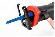 Hecht 1510 akkumul&aacute;toros orrfűr&eacute;sz H&aacute;ztart&aacute;s / Otthon / K&uuml;lt&eacute;r - Szersz&aacute;m - K&ouml;r / dekop&iacute;r / sz&uacute;r&oacute; fűr&eacute;sz - 435723