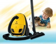 Heinner HVC-MTB700YL Porzsákos porszívó 700W - sárga Háztartás / Otthon / Kültér - Porszívó / takarítógép - Porzsákos porszívó - 353466