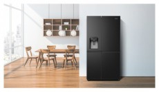 Hisense RS818N4TFE fekete, Side-by-Side, Hűtő:417L, Fagyaszt&oacute;:215L, Total No frost hűtőszekr&eacute;ny Konyhai term&eacute;kek - Hűtő, fagyaszt&oacute; (szabadon&aacute;ll&oacute;) - Amerikai t&iacute;pus&uacute; Side By Side hűtő - 514007