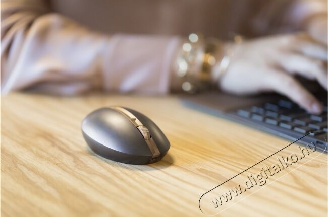 HP Spectre Rechargeable Mouse 700 (Luxe Cooper) egér Iroda és számítástechnika - Egér - Vezeték nélküli egér - 367629