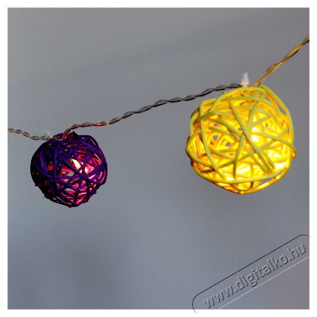 Iris G&ouml;mb alak&uacute; fonott/rattan/4m/t&ouml;bb sz&iacute;nű/20db LED-es/3xAA elemes f&eacute;nydekor&aacute;ci&oacute; H&aacute;ztart&aacute;s / Otthon / K&uuml;lt&eacute;r - Vil&aacute;g&iacute;t&aacute;s / elektromoss&aacute;g - Led szalag / f&eacute;nyf&uuml;z&eacute;r - 388168