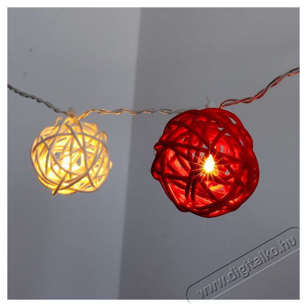 Iris G&ouml;mb alak&uacute; fonott/rattan/4m/feh&eacute;r + piros/20db LED-es/3xAA elemes f&eacute;nydekor&aacute;ci&oacute; H&aacute;ztart&aacute;s / Otthon / K&uuml;lt&eacute;r - Vil&aacute;g&iacute;t&aacute;s / elektromoss&aacute;g - Led szalag / f&eacute;nyf&uuml;z&eacute;r - 388525